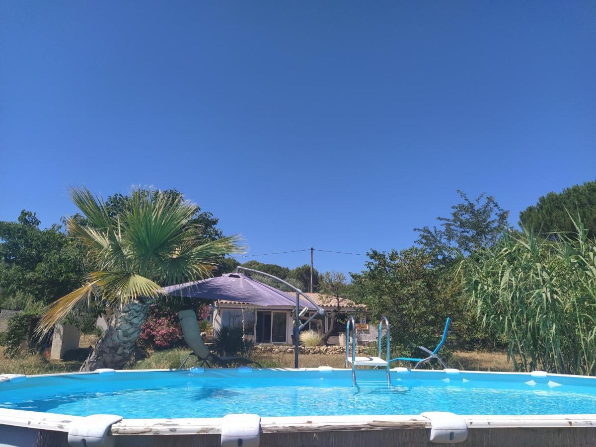 Ecoutez Les Oiseaux Hotel Lunel  Buitenkant foto